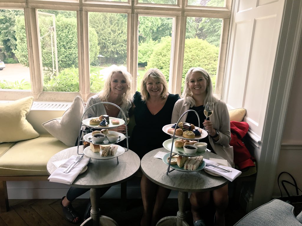 Lovely afternoon spent looking at the stunning <a href="/SlaughtersManor/">The Slaughters Manor</a> and <a href="/SlaughtersInn/">The Slaughters Inn</a> followed by champagne afternoon tea #lovemyjob #EventProfs #Cotswolds. Thank you to Margaret