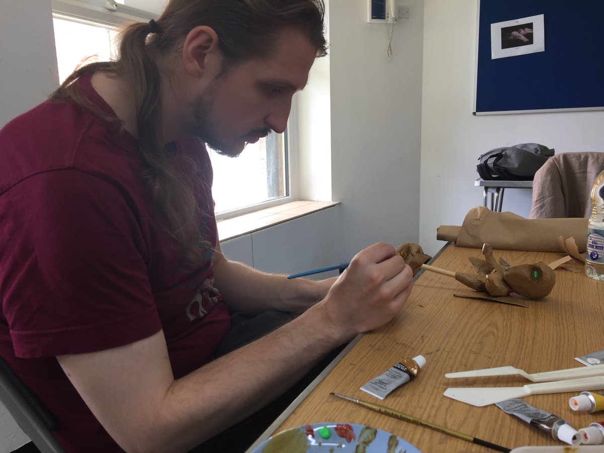 BootlegPuppets's tweet photo. Step three of goblin and faerie assembly: PAINT 🎨 #littleangel #puppet #puppetry #puppettheatte #makegoodart #familyfriendly #isan #outdoorarts 🎭 https://t.co/7JM1ii2iRz