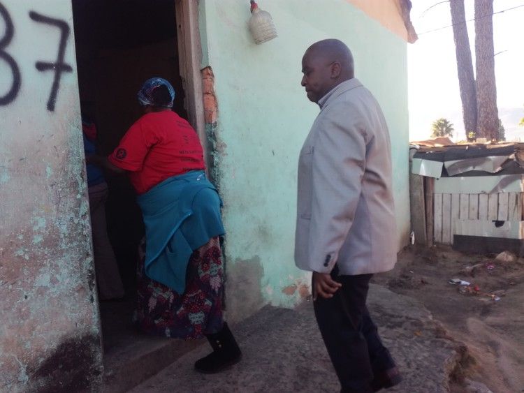 Biz_ESG's tweet photo. Drakenstein could be testing ground for land expropriation without compensation, says minister https://t.co/L4o3SWH4ei by Barbara Maregele via @Biz_Property #landreform #ExtensionofSecurityofTenureAct #WesternCape #humanrights #landevictions #McebisiSkwatsha #Simondium https://t.co/xxLT5IMZYr
