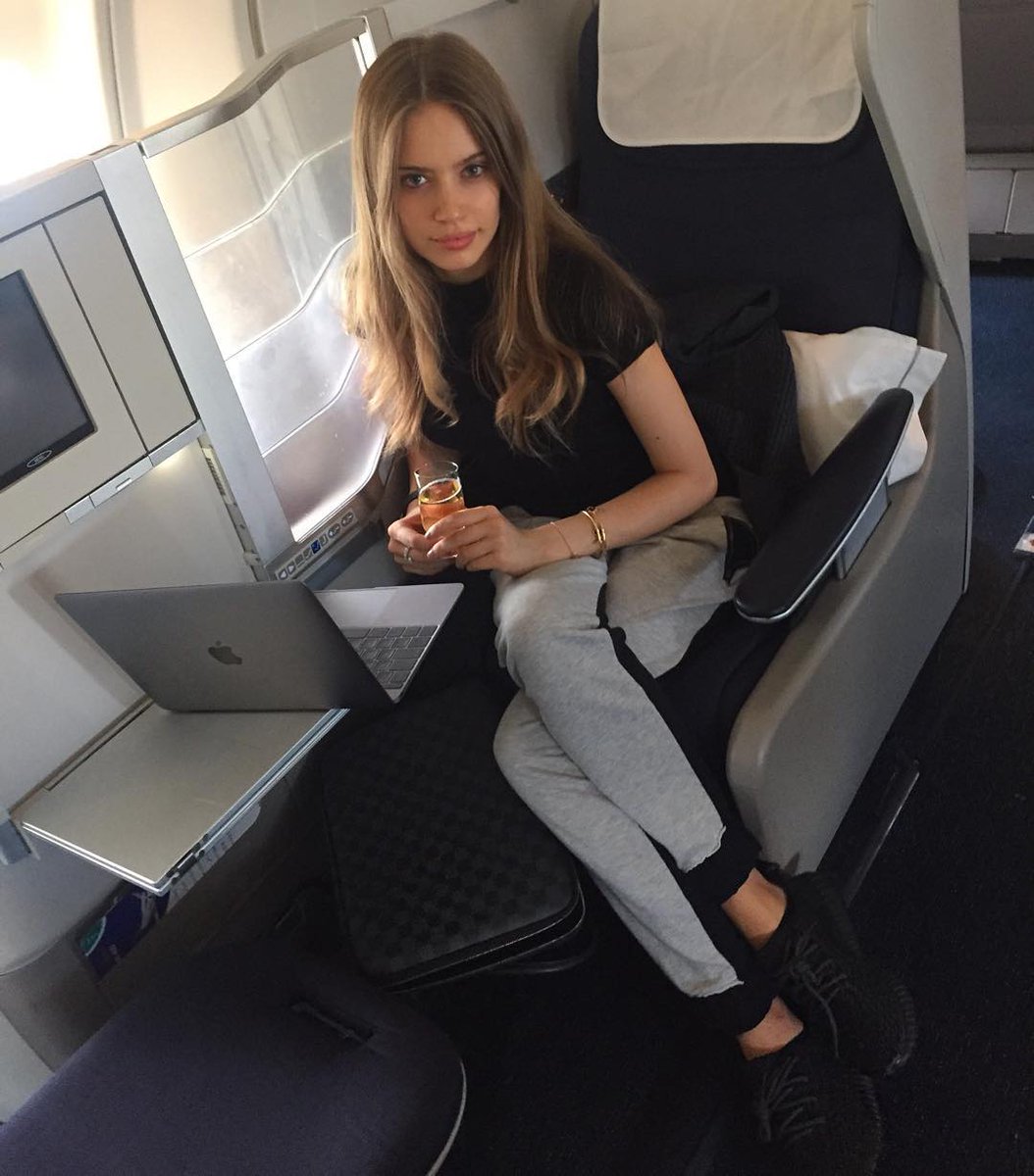 XeniaLinik's tweet photo. 🌍 Главные новости из мира криптовалют и #blockchain ��ехнологий. 😎
.
Большой брат наступае�� на свободный мир и крпитовалюты.😉
https://t.co/FNyszI6nKW

#Bitcoin #кэшбери #Ethereum #криптовалюта #crypto #RedeX #AlphaCash #mercuryglobal #тренд https://t.co/LKKvE1bqOf