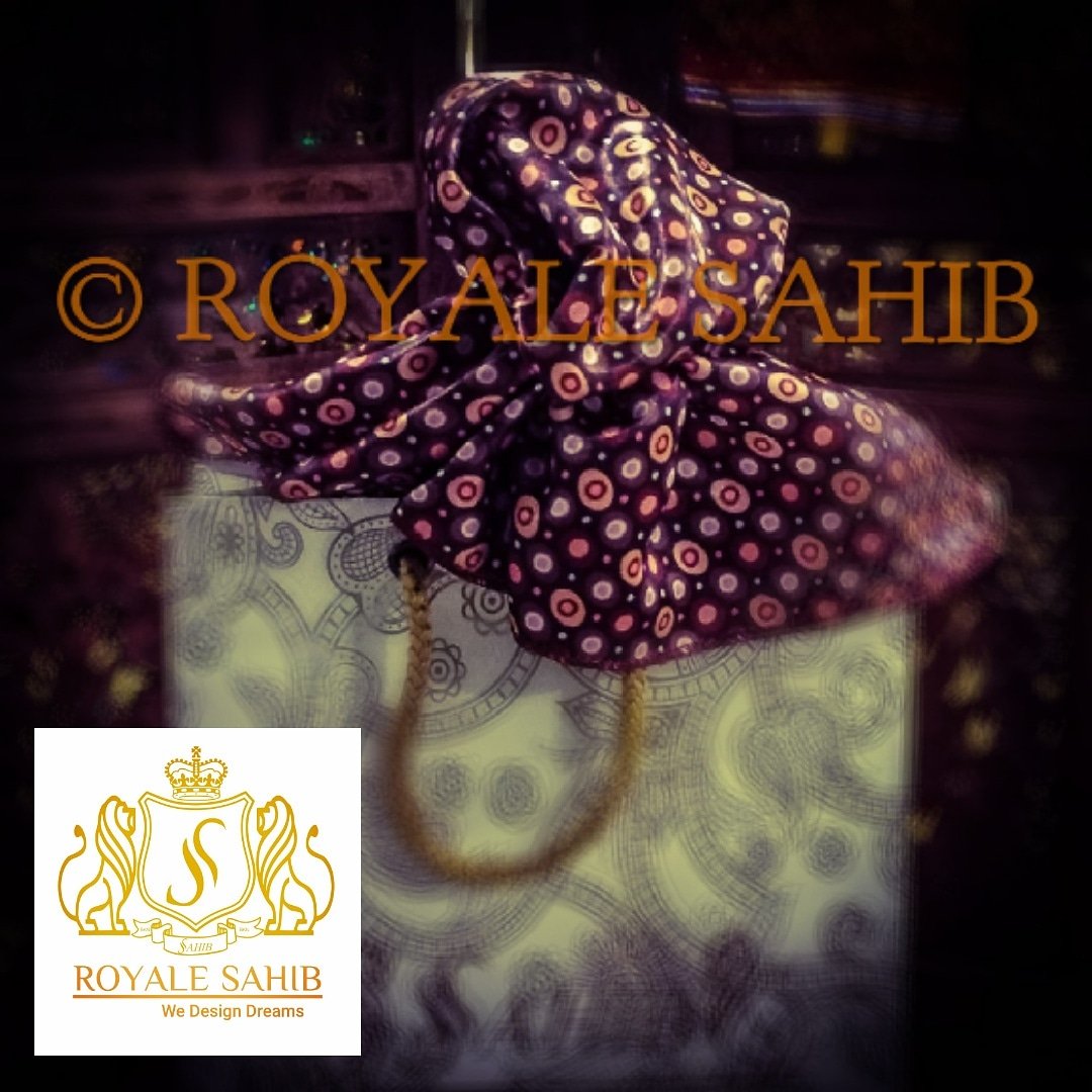RoyaleSahib's tweet photo. Pocket squares collection in Bikaner Rajasthan #pocketsquare #printedpocketsquare https://t.co/Ju0XkiSSZa