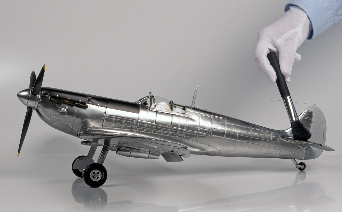 amalgamofficial's tweet photo. Coming soon, our MK1a #Spitfire, as flown by Geoffrey Wellum of 92 Squadron in September 1940.
Undoubtedly the most accurate & intensely detailed model of a Spitfire ever produced.
#FineModels #AmalgamIcons #PlanesofInstagram #LimitedEdition https://t.co/xWkTlMhXqN