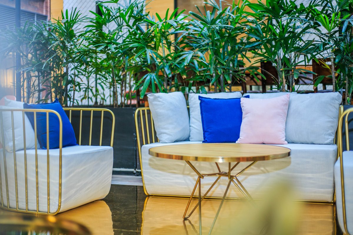 140Perth's tweet photo. Are you someone who loves getting out of the office during their lunch break? Make sure you come check out our space, sit back and relax #140YOU #140perth
.

#140perth #eatdrinkperth #cityofperth #perthlife#perthuncommon #justperththings #pertheats #perthretail#eatdrinkperth https://t.co/jXqT6kDdI2