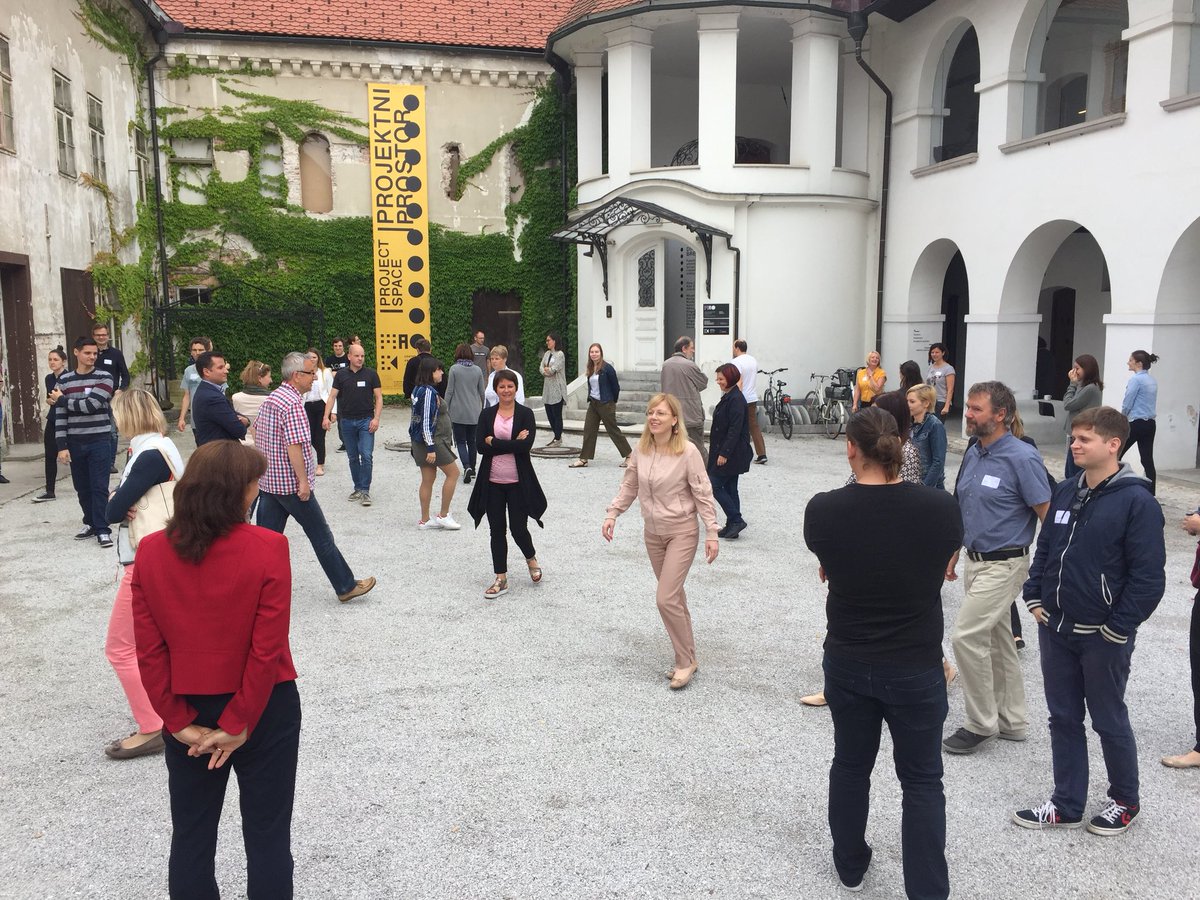 Servis 8 tweet media