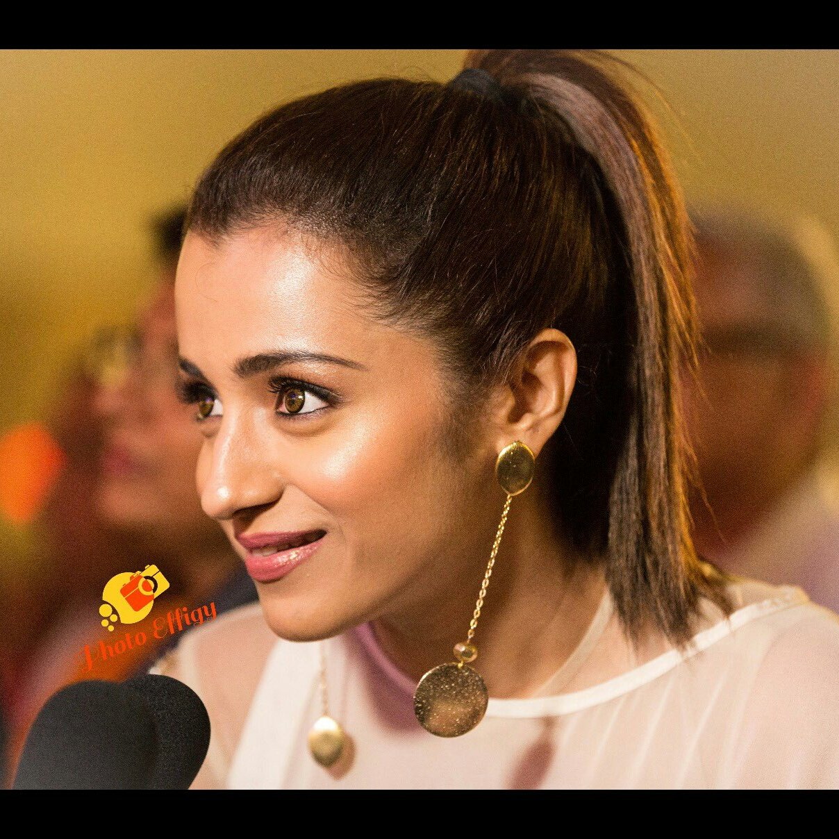 De_XguLUwAAeCq0?format=jpg&name=large