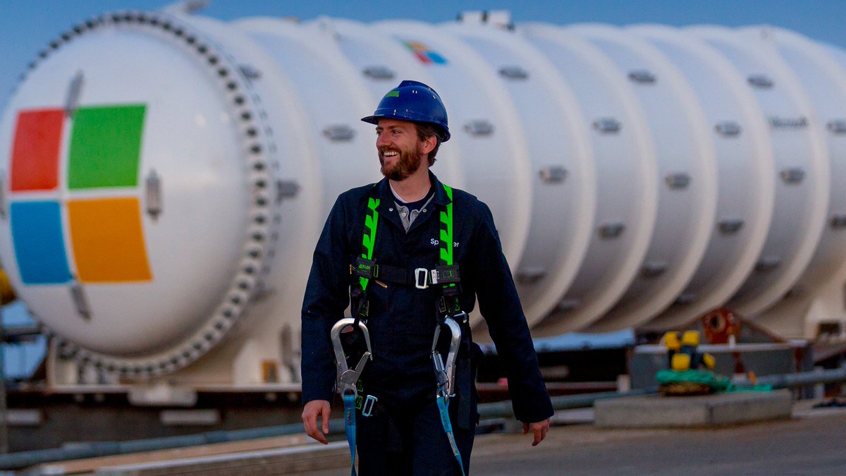 Microsoft UK tweet media