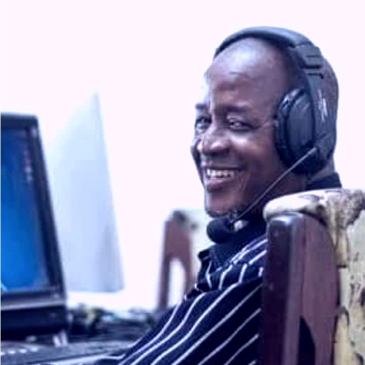 #Deuil Paul Dokui ex journaliste vedette à Radio Côte d'Ivoire à définitivement déposé le Micro.  #Rip