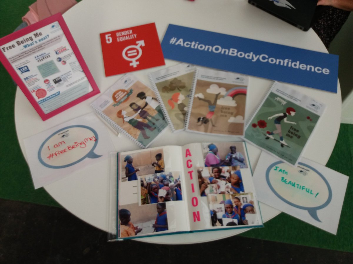 SoniaAbbondio's tweet photo. #EDD18 Day 2 - #WAGGGS team is ready to welcome you to our #FreeBeingMe stand! - #SheIsWe #shEDDs https://t.co/Vq96Vyq3CR