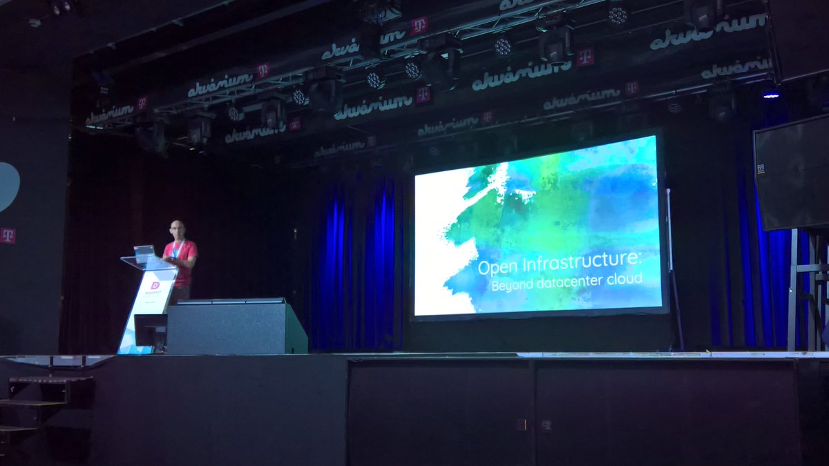 eumel_8's tweet photo. #OpenStackDay Budapest Opening Keynotes with @jbryce &amp; @tcarrez https://t.co/O8uwmgNYIs