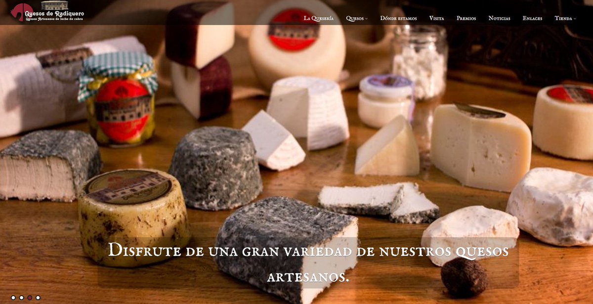 Nuestros #quesos cuentan con una materia prima de alta calidad y un proceso completamente #artesanal. Hace más de 30 años desde que se producen los quesos que han hecho famoso este lugar... quesosderadiquero.es/nuestros-queso…