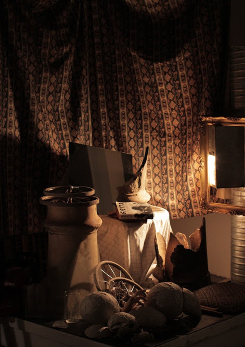 NCAD_Dublin's tweet photo. Concerning memory, space and immersion, Painting student Garvan Corr’s installation is a cryptic fusion of found objects and highly charged personal ephemera. Garvan's work will feature in the NCAD Graduate Exhibition opening Sat, 9th June. #NCAD2018 https://t.co/mLCQkbowU2