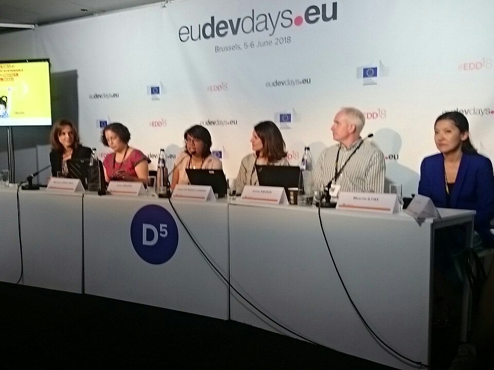 Start of #Womenonthefrontlines at #EDD2018 with @ProtectionInt @jass4justice @UrgentAct @mamacash and @FundHumanRights on woman #HRDs , development and theclosing space for civil society.
 #WHRDs