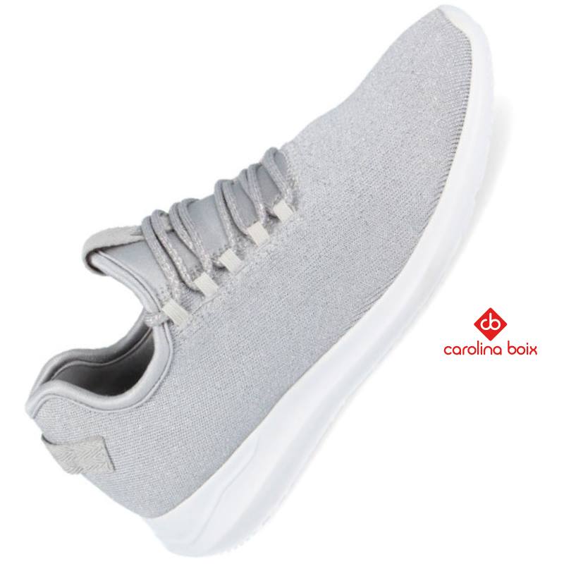 BoixCarolina's tweet photo. ¿Preparando tu armario para las vacaciones?
Unas deportivas son siempre imprescindibles para recorrer mundo
Shop online ➡ https://t.co/4UXrOtILkC
#CarolinaBoix #beReal #beBoix #shoeslovers #shoesoftheday #inspiration #ootd
#sneakers https://t.co/sc9XjHLqxO