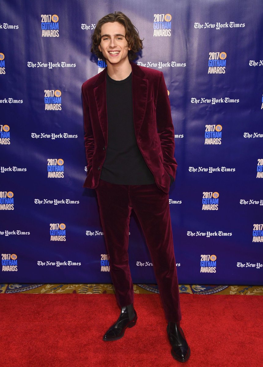 timotheearchive's tweet photo. Timothée photographed at the Gotham Awards, 2017. https://t.co/4DTXjibm0t