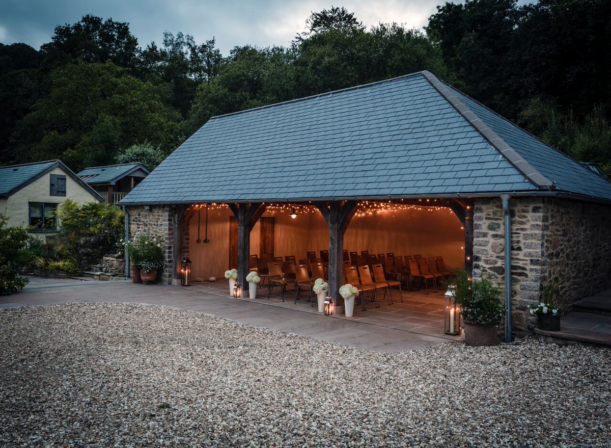 New Space - Laid back, outdoor #weddingvenue in #dartmoor available through Space &amp; Rock
spaceandrock.co.uk/new-space-laid…
#spaceandrock #devonwedding
