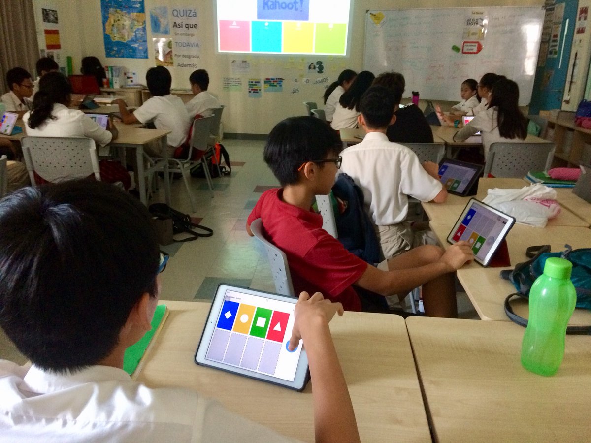MrOrtegaEDU's tweet photo. #Kahoot #jumble excellent tool for working vocabulary, grammar, writing and reading skills ... having fun! And in a very #kinesthetic way. ¡Genial! #his_learning #mfltwitterati @GetKahoot #edtech @HIS_MFL #Spanish #ELE https://t.co/Ua5T2Nel8n