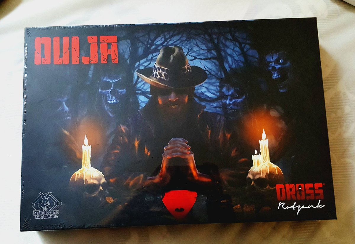 devil__witch__'s tweet photo. @eldiariodedross lo mas morbido que me pasara con tu ouija es que la usare para salvar el semestre :v jajajajaja https://t.co/h86aJCQ6b5