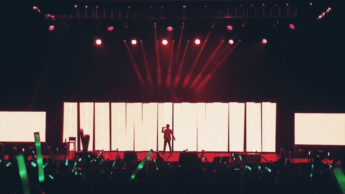 Darren_Fanboy's tweet photo. #DARRENisUNSTOPPABLE https://t.co/60roKSw4Ii