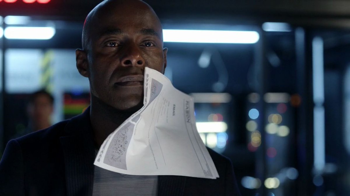 captainhoeksema's tweet photo. A small moment, but one of my favorite Connor Mason lines.
"We really should get some paperweights." 😂😂 #Timeless #RenewTimeless #season1 #ConnorMason #Clockblockers https://t.co/6Hv9LxLdWY