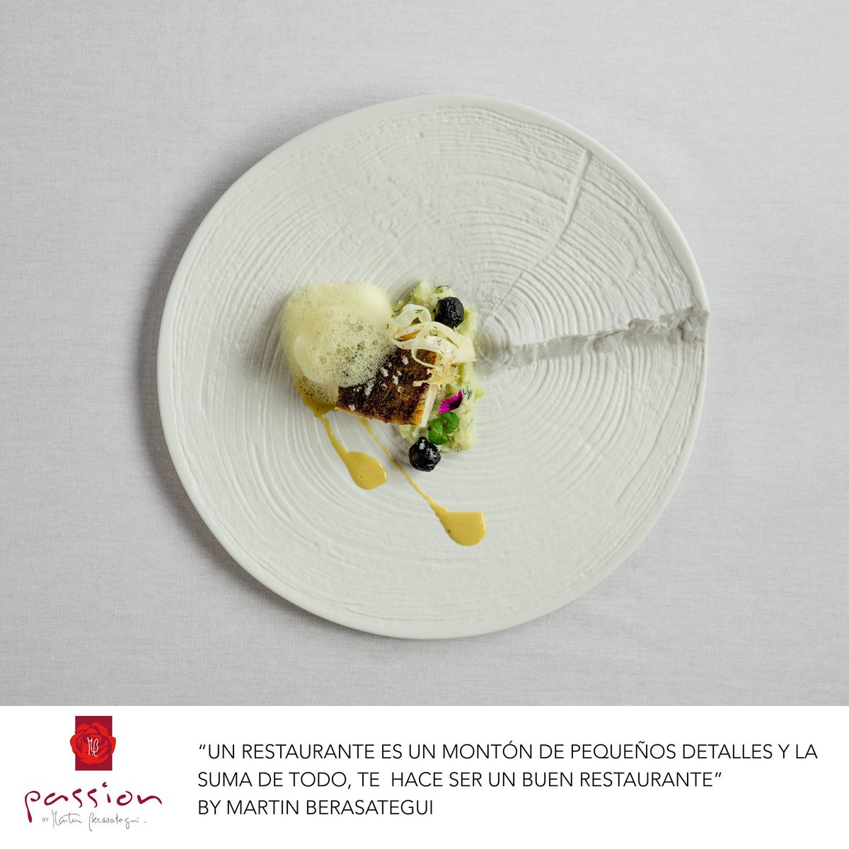 PassionbyMB's tweet photo. Los detalles se hicieron para compartir.

The details were made to share.

#passionbymartinberasategui #5diamonds #martinberasategui #foodie #finedining #foodporn Martín Berasategui

Reserva aquí:
Tel: +52 (984) 877.39.00Email: contacto@passionbymb.comwww.passionbymb.com https://t.co/DK5UsPPLcV