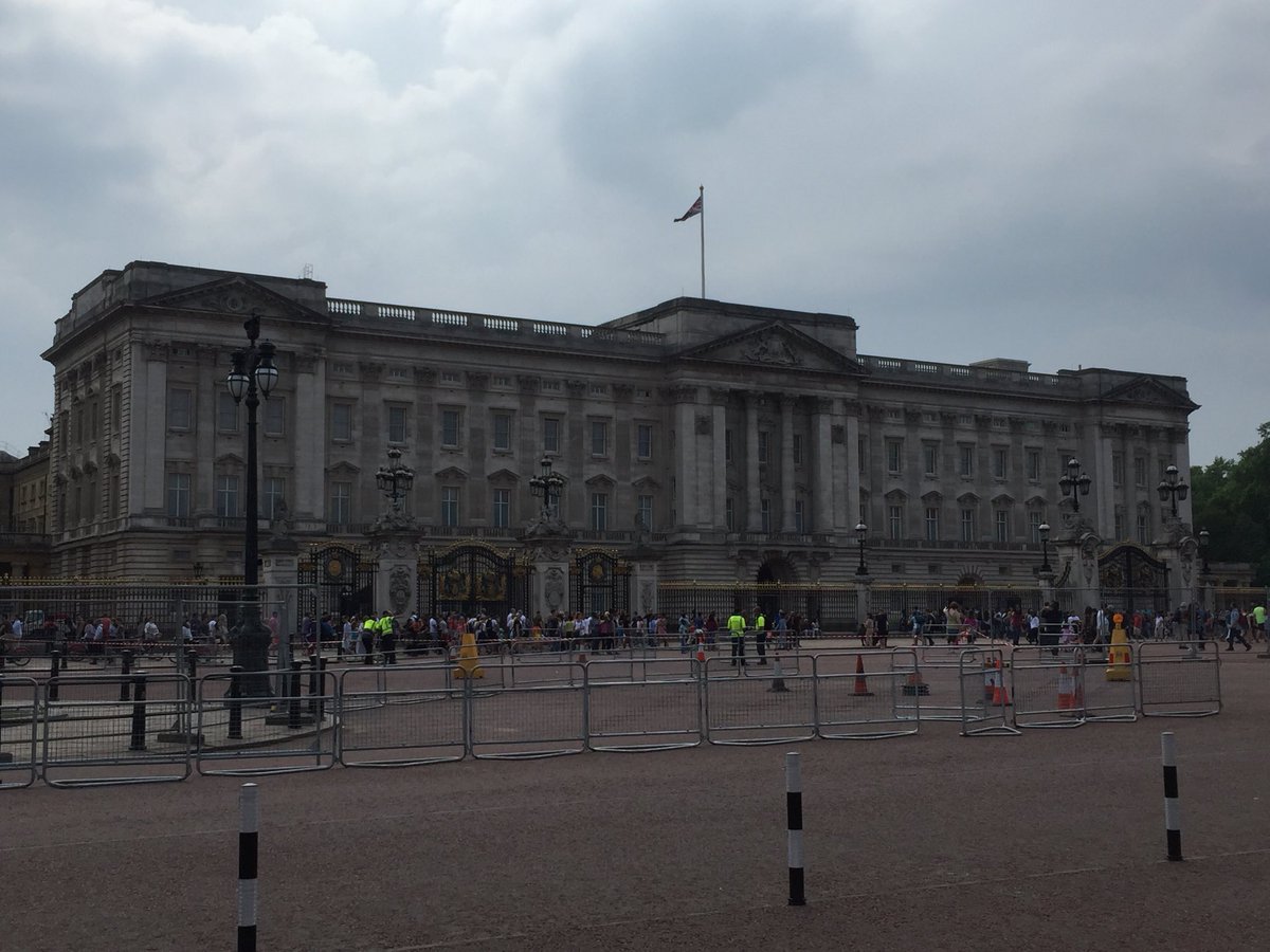 JillSHulme's tweet image. See you today @OracleDevs Code London! #LiveForTheCode