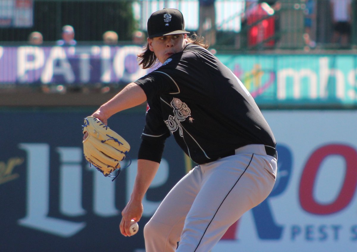 LansingLugnuts's tweet photo. Maverik Buffo finishes the 7th inning with this line: 7.0, 8H, 1R, 1BB, 2K 👏🏻

Entering the T8 | 🔩 9, ⚓️ 1 

#LugLife https://t.co/Ow4I73jTba