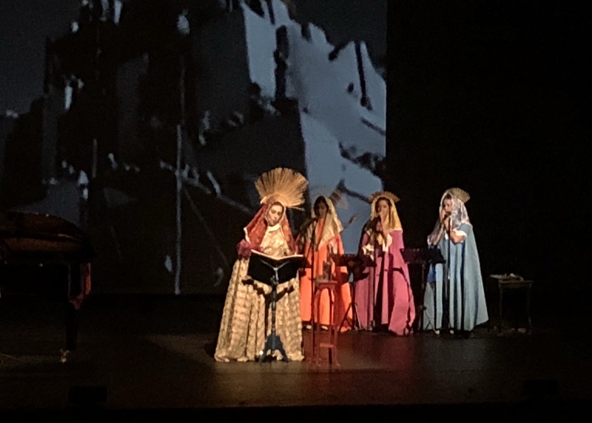 CCTeopanzolco's tweet photo. En estos momentos disfrutamos de “El Evangelio según Santa Rita” de #AnaFrancisMor en el @CCTeopanzolco.
#FICMO #Morelos https://t.co/9n8REwAz8F