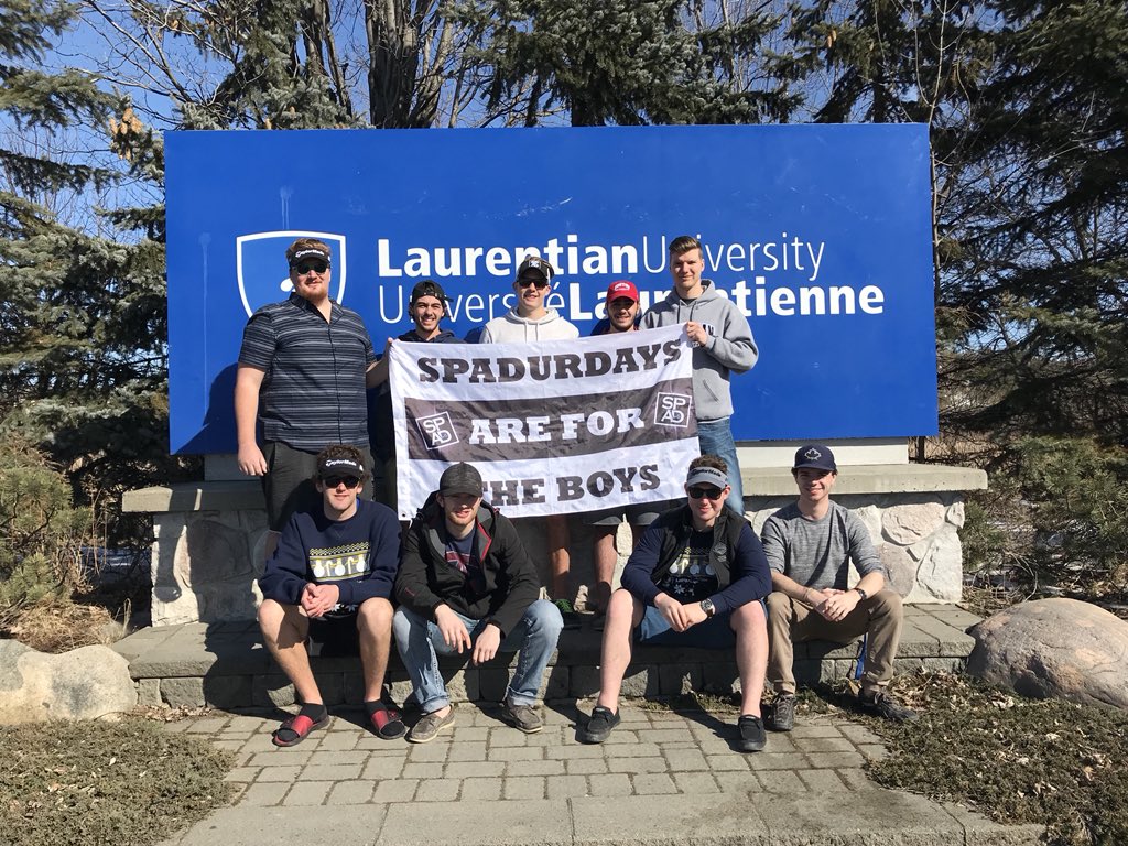 J_Bousada's tweet photo. Thank you @LU_SPAD &amp; @LaurentianU for an amazing 4 years 🎓

#Voyageurs2018 https://t.co/26mbSQyX9r