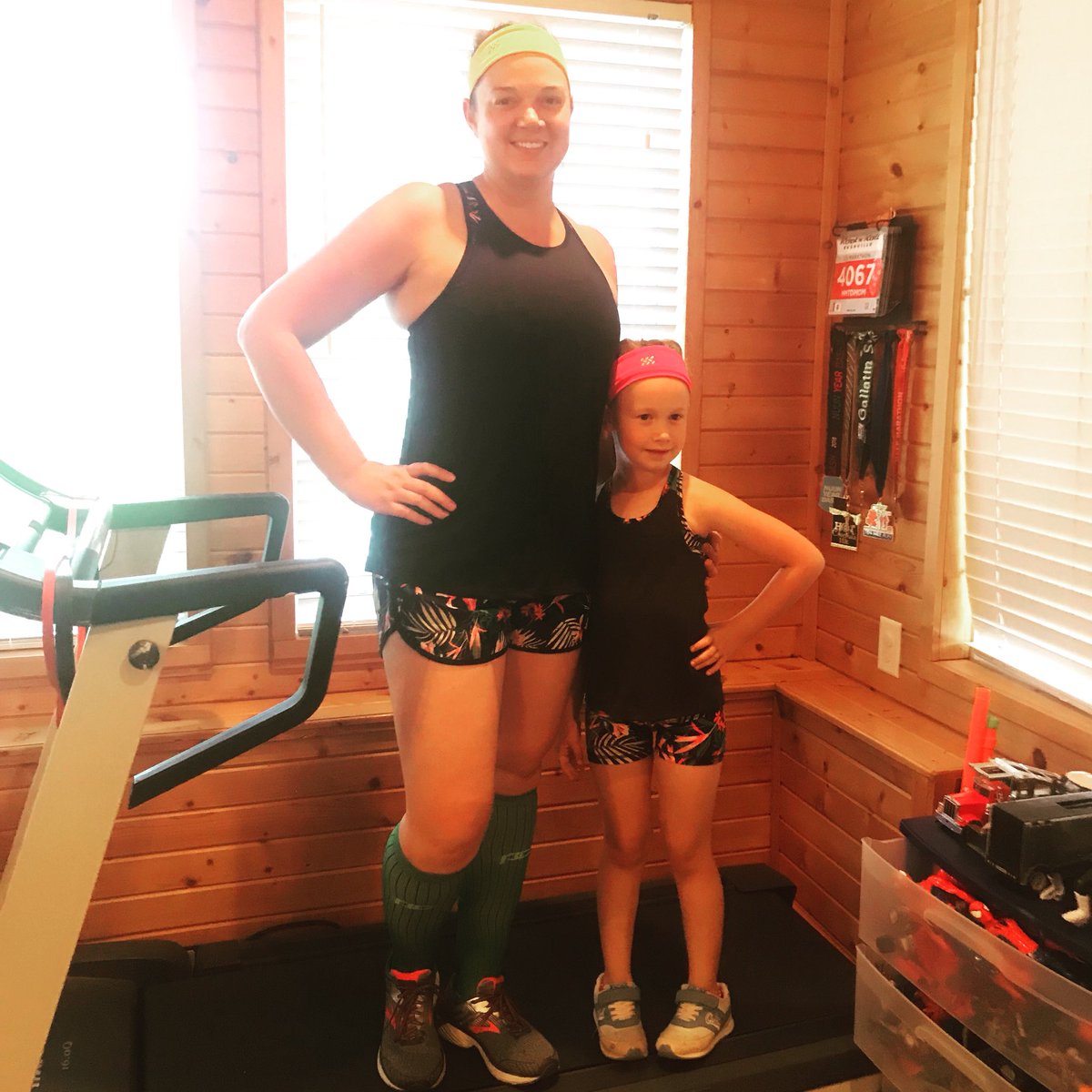 My mini Peaker! <a href="/MyPeakChallenge/">My Peak Challenge</a> and <a href="/SamHeughan/">Sam Heughan</a> she rocked the AMRAP!