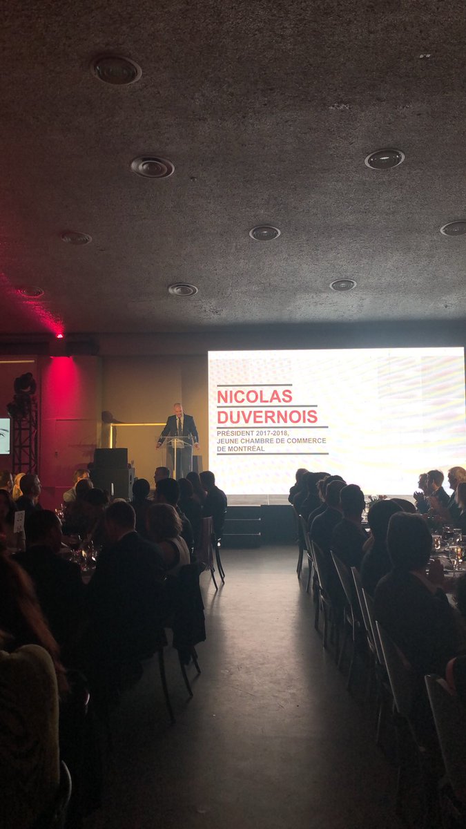 Discours de <a href="/nduvernois/">Nicolas Duvernois</a> , président sortant de la <a href="/jccm_mtl/">Jeune Chambre de commerce de Montréal</a> au #GalaArista 🙌