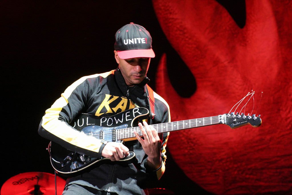 Happy Birthday to Tom Morello! 