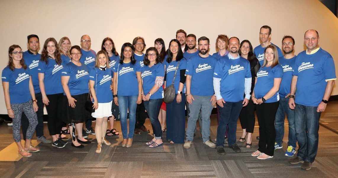 Polluxe's tweet photo. Quelle belle équipe ! / what a team ! #equipeformidable2018 #teamawesome2018 ❤️ #courezottawa2018 #runottawa2018 cc @OttawaMarathon @runottawa https://t.co/hnAu9Bn09h