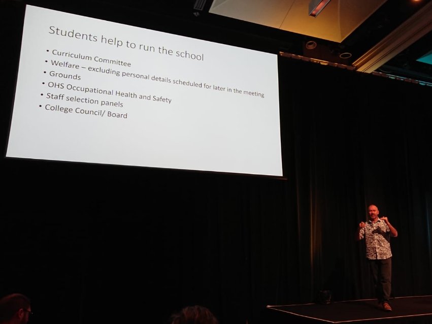 leaf_arch's tweet photo. @EdRev gave us a stunning closing keynote. 2018 LEA Conference has delivered on it's 3Rs: reflection, relevance and a whole lot of revolution! #LEASyd18 #3Rs #education #learning #learningspace #school #schools #pedagogy #innovative #future #reflection #relevance #revolution https://t.co/zQ9sqsAhX0