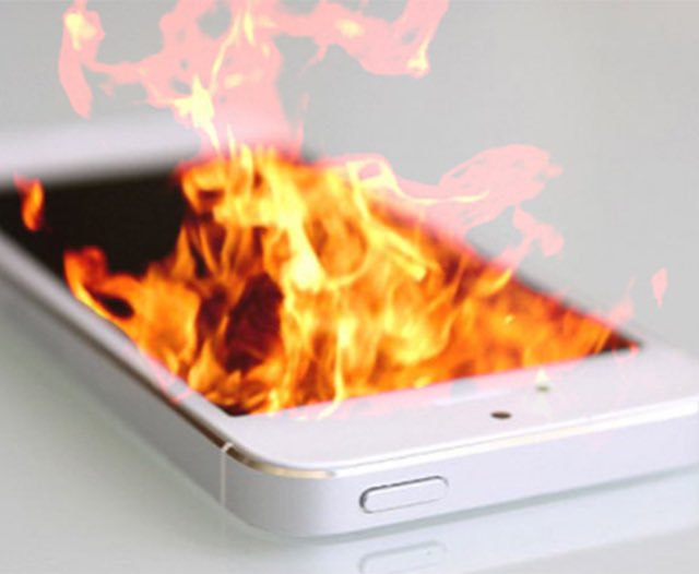 REALmidnightpal's tweet photo. the group chat as it slowly descends into the embers of hell https://t.co/IJNzkJQ10Q