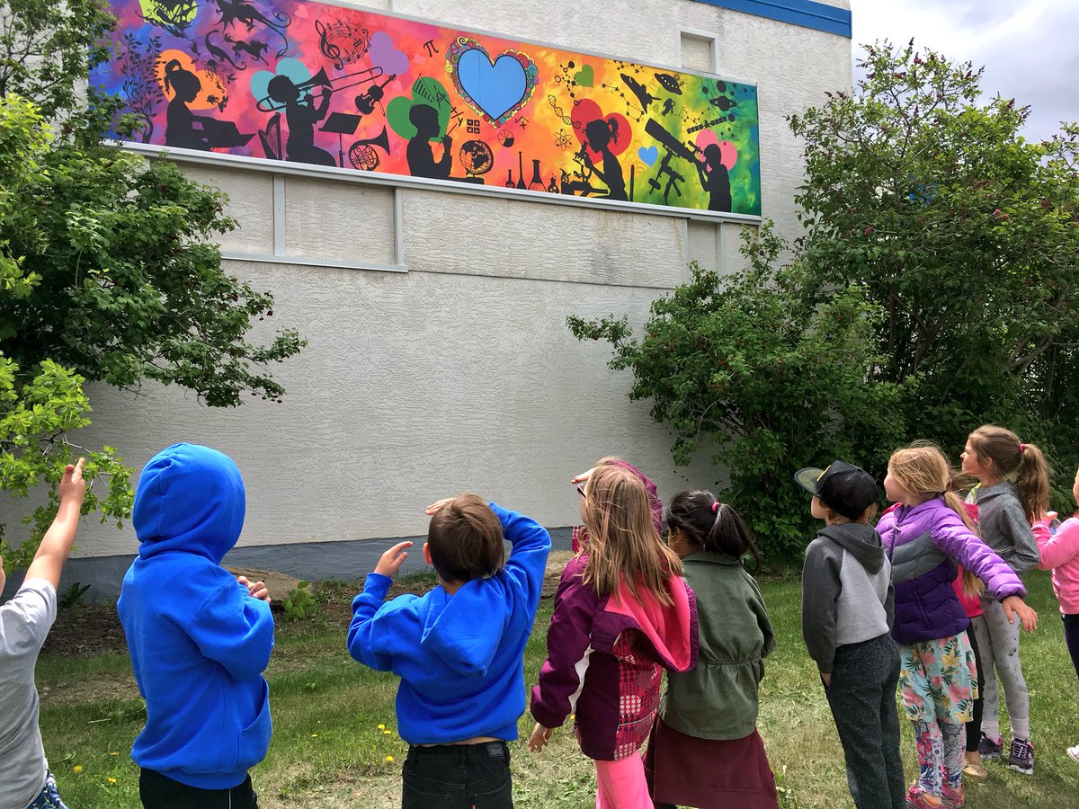 richdiv1's tweet photo. We can’t take our eyes off of the newly mounted Richmond School murals. They look amazing!! #richlearningcbe https://t.co/ZC7gmnr54O