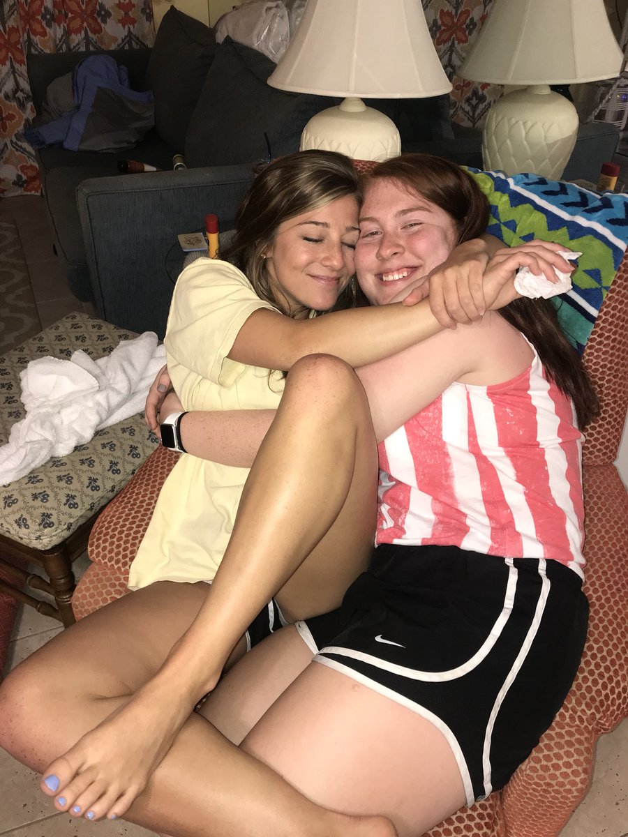 22_marybeth's tweet photo. can’t believe my 12 y/o cousin just graduated high school https://t.co/EF44S4yM2G