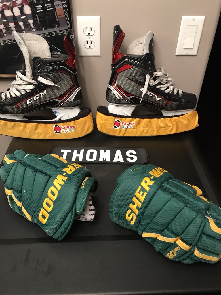 Laurie_13645's tweet photo. Tonight Scott decided to go through Evan’s Humboldt Broncos 🏒bag. Was difficult &amp; found myself 😢 as we treasure his equipment and clothing. Miss you so much Evan. #HumboldtStrong💪#humboldtbroncos #believe ❤️💚💛 https://t.co/xWcmSr5fPi