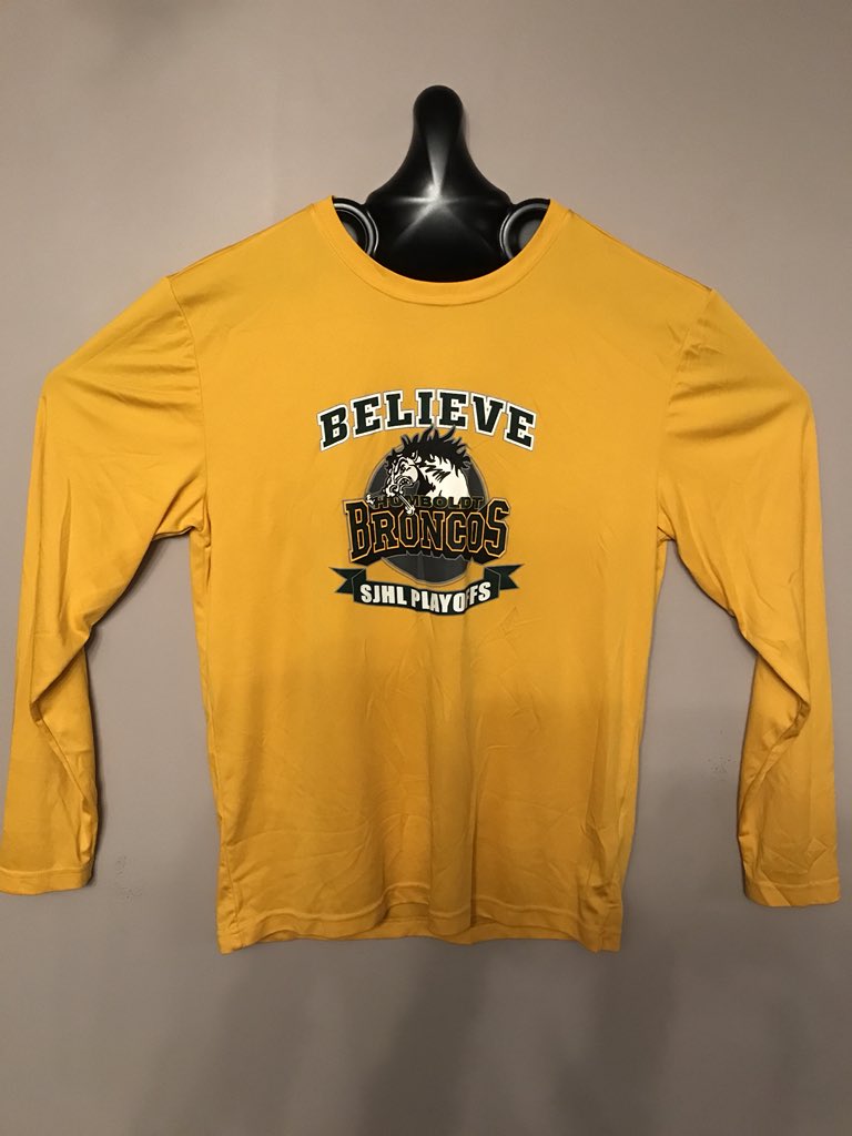 Laurie_13645's tweet photo. Tonight Scott decided to go through Evan’s Humboldt Broncos 🏒bag. Was difficult &amp; found myself 😢 as we treasure his equipment and clothing. Miss you so much Evan. #HumboldtStrong💪#humboldtbroncos #believe ❤️💚💛 https://t.co/xWcmSr5fPi