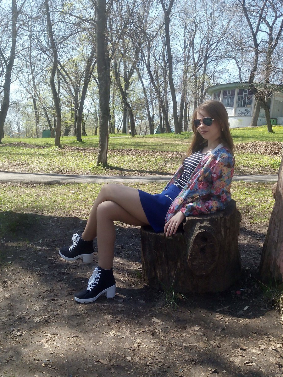 MargoLoveu's tweet photo. Two days. And there comes to rest. 
Having to wait . Two more days https://t.co/dritHZsfC3