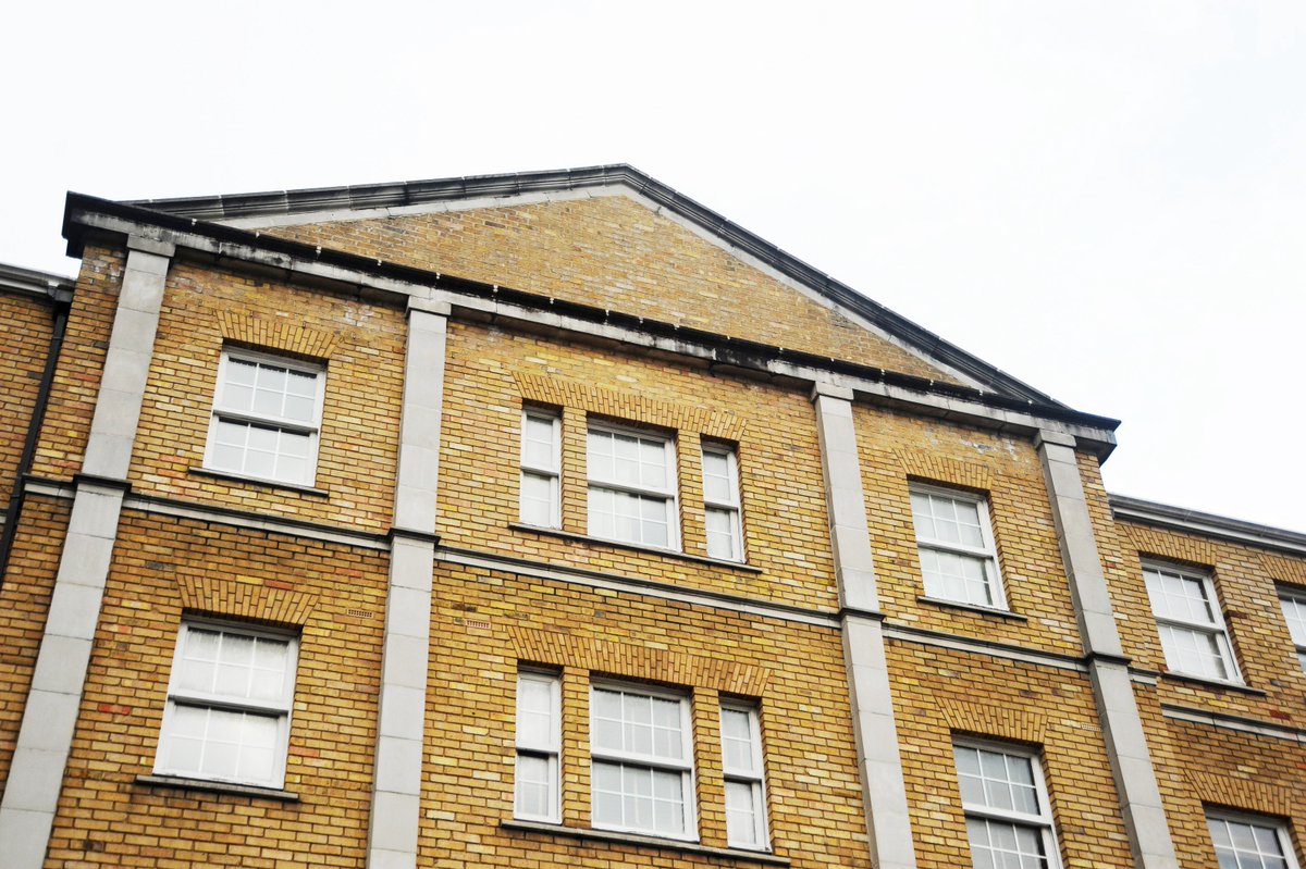 savoyconstruct's tweet image. Extensive #refurbishment and #redecoration of a luxury mansion block close to the Thames. View the full project details here: savoyconstruction.co.uk/projects/sover… #construction