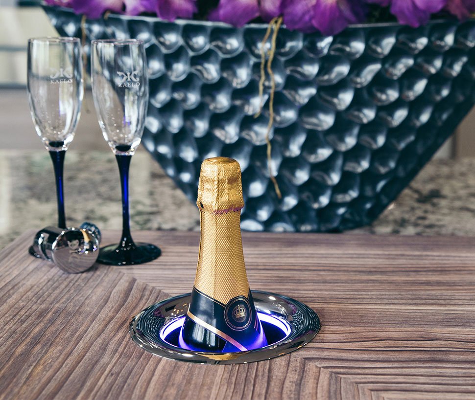 I think we all know someone who needs this! Mixing design and wine with <a href="/Kaelo_UK/">Kaelo</a>'s integrated wine cooler that keeps your wine perfectly chilled once you’ve opened the bottle. Read more on despoke.com