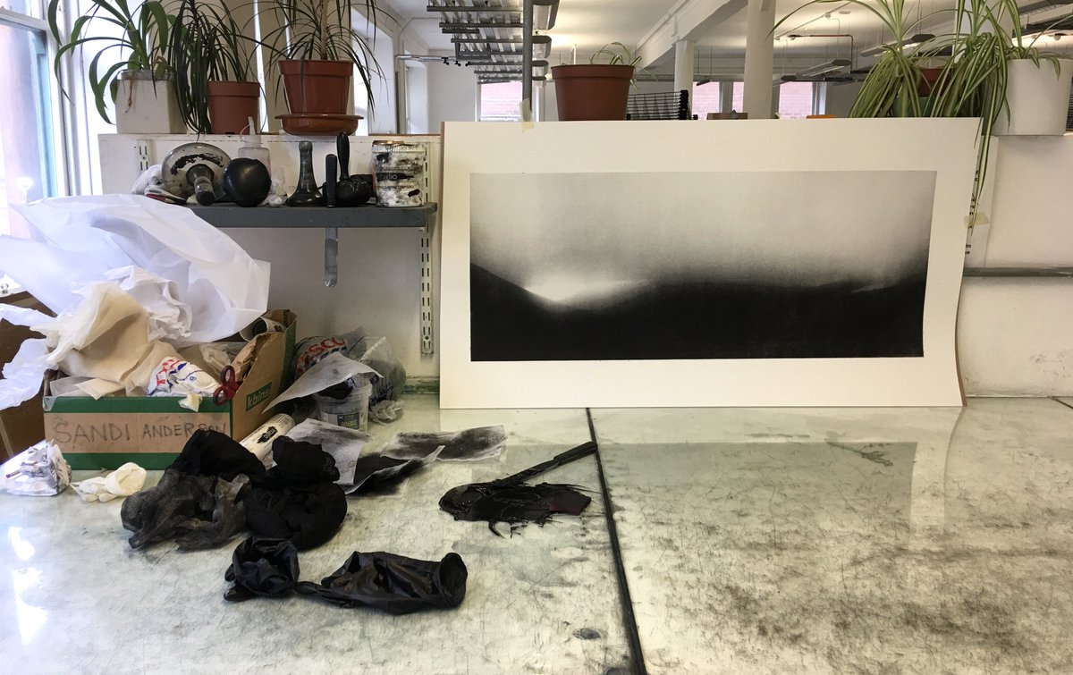 walkingportrait's tweet photo. TICKLED PINK to have my etching CLOUD BASE accepted in #RASummerExhibition #royalacademy I wonder what @Alan_Measles will be wearing? I was here (making mango salsa) when the email came through :-) #doublebliss https://t.co/ee5LFVCFuO
