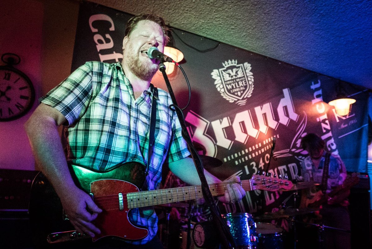 Walker_Diver's tweet photo. Memories of last weeks show @ Kanaalzicht! Pictures by Benjamin Hull. Next show: Breda on june 22th! 

#WalkerDiver #LazySunday #RocknRoll https://t.co/R04W5RQx8J