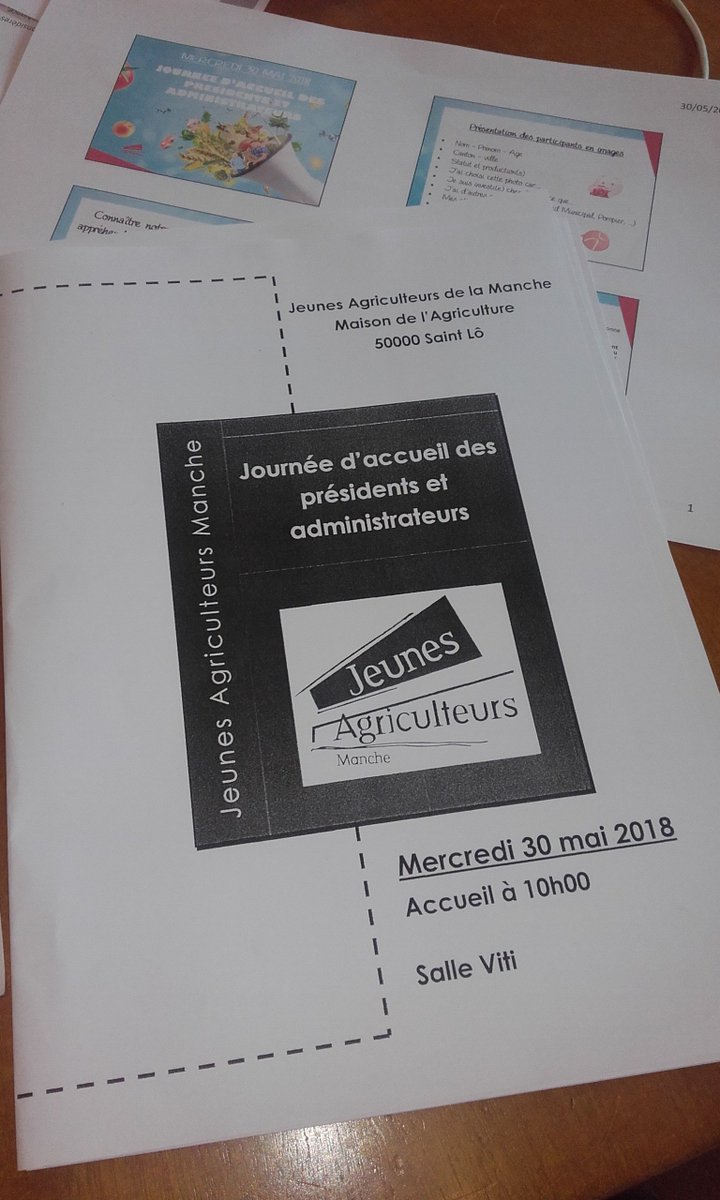 JA_Manche's tweet photo. Chez @JA_Manche l'information est de mise aujourd'hui... découvrir les ficelles du syndicalisme jeune pour mieux vivre son engagement de responsable local #réseau #convivialité. Une journée complète en perspective ! https://t.co/RhenQDaxYi