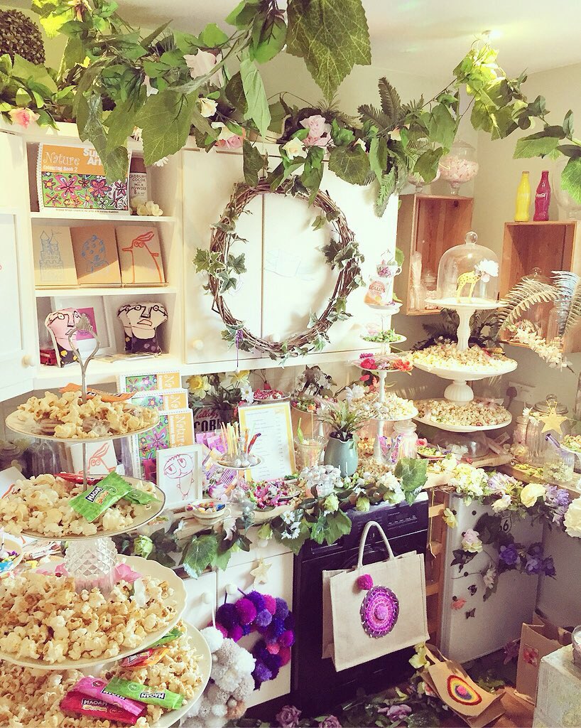 make_it_11's tweet photo. We’re chuffed that this year we raised over £550 for @superstararts with sales and donations during @artistshouses. Thank you to our visitors and thank you to the guys for making such awesome stuff! 🙌🎊 https://t.co/MKTB7e7g6Y
