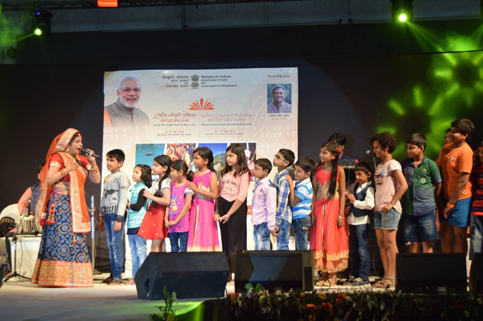 UTDBofficial's tweet photo. The efforts pay off; catch a glimpse of the grand conclusion on Day 3 of Asia's biggest lake festival. Amazing people, amazing artists, amazing support and moments, which are not to be forgotten to sum up a beautiful festival.
#Tehri #TLF2018 #Uttarakhand #UttarakhandTourism https://t.co/nKOf7tvo2x
