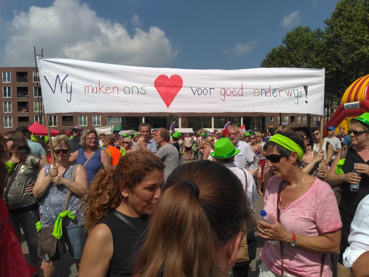 Taxloss84's tweet image. Spandoeken!!!! #jufisboos #pocoderood #pofront @AObtweets