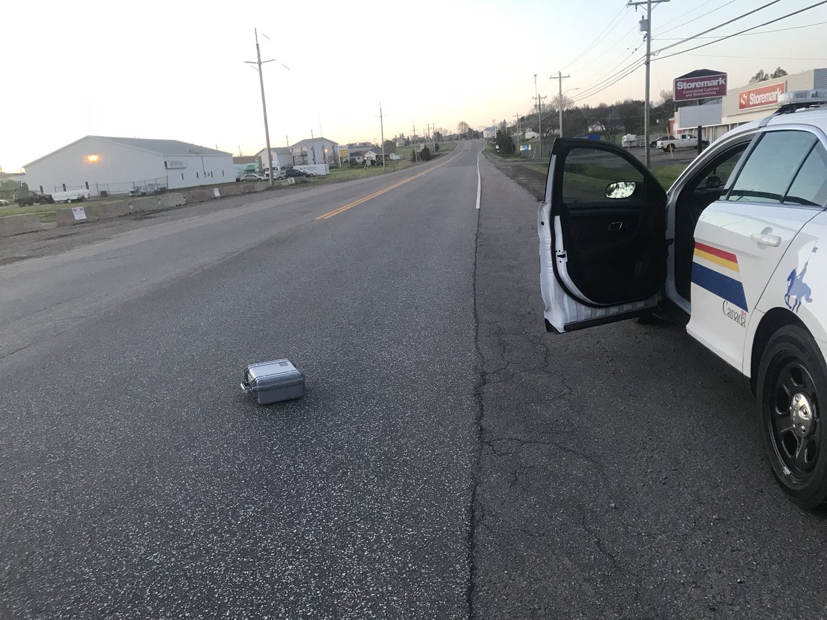 RCMPPEITraffic's tweet photo. RE-TWEET - Found this on the TCH in Stratford early this morning while on patrol. Help us find the owner by getting this out there, please retweet!! Owner please contact Stratford RCMP 902-368-9300. Cst. Parsons @Ocean100 @TheHOT1055 @cfcy @CBCPEI https://t.co/wqzdBhi6AN