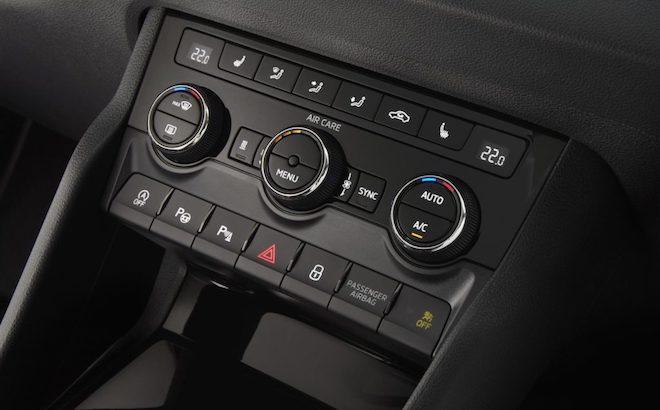 motorionline's tweet photo. #Lampa Sani-Clima: un prodotto per l'igiene della propria auto

https://t.co/PZcOmwtiXM https://t.co/l3B5Cc1BbL