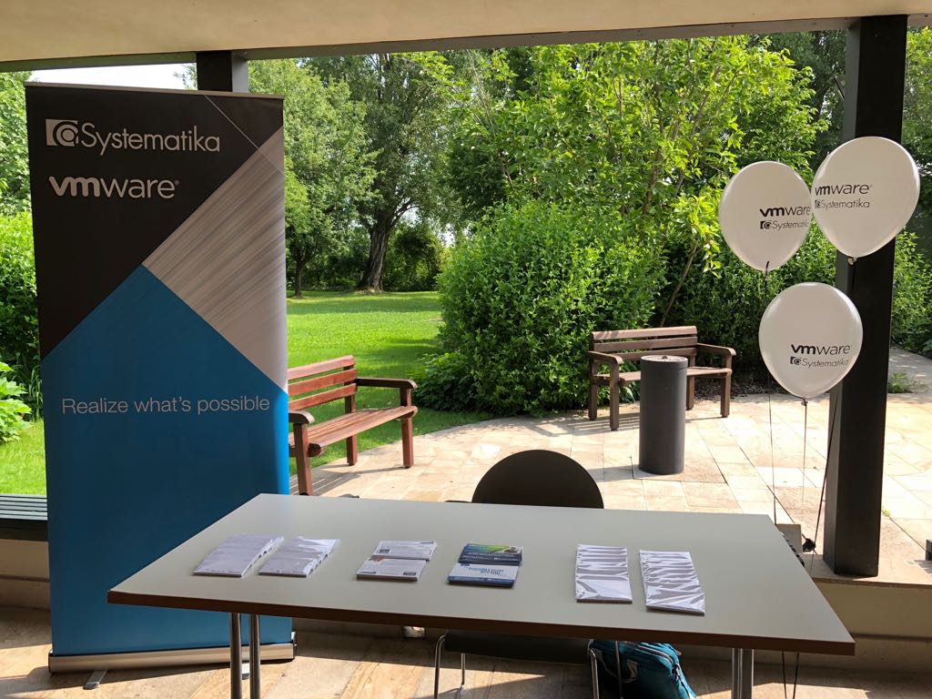 SystematikaITA's tweet photo. Non potevamo mancare alla tappa di Padova del #VMware #Digirevolution Partner Day. π@VMware_IT @LorisFrezzato https://t.co/3HH57Q4u8L